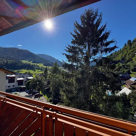 Korutany Apartment *